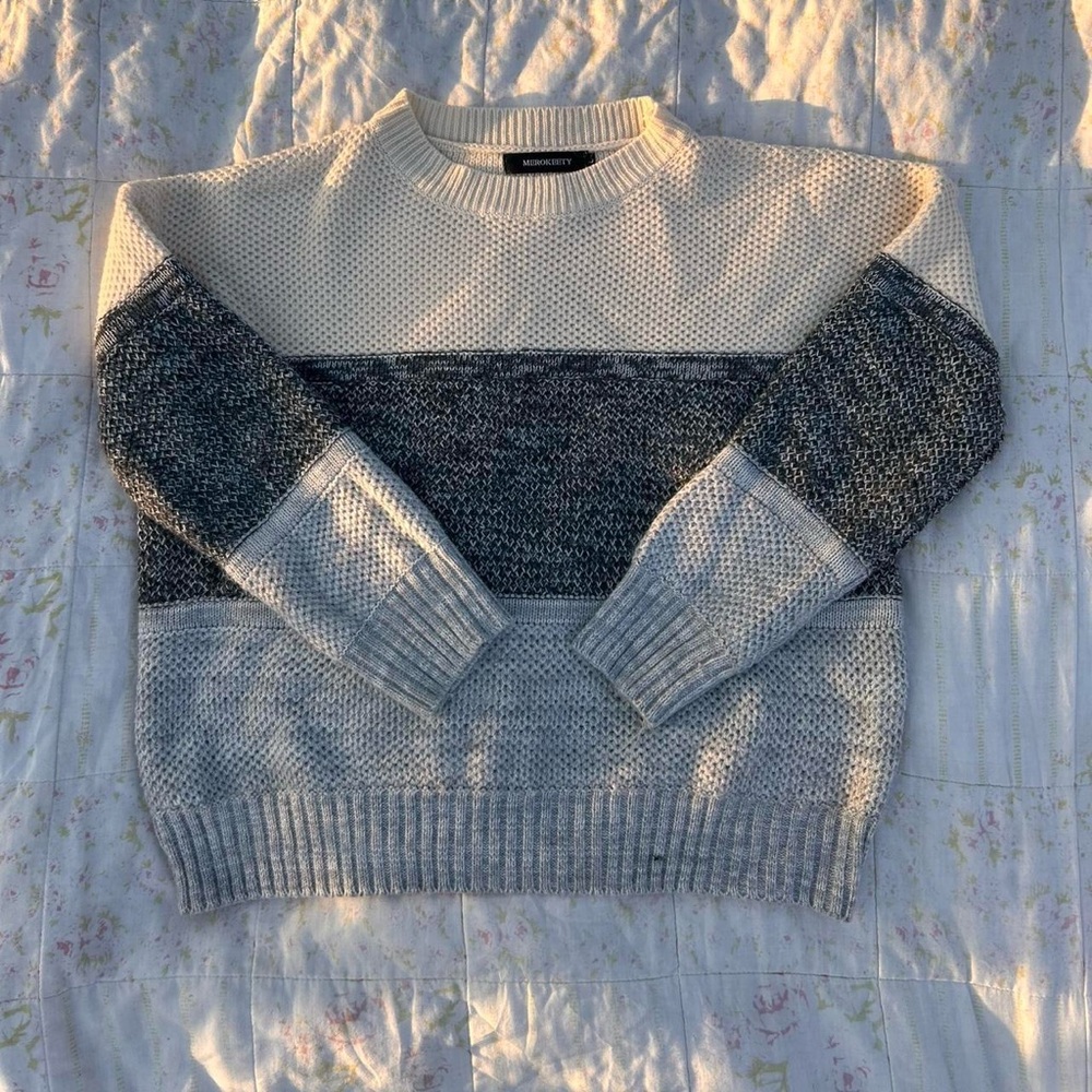 Gray and Cream Crewneck Sweater with Color-Block Design
